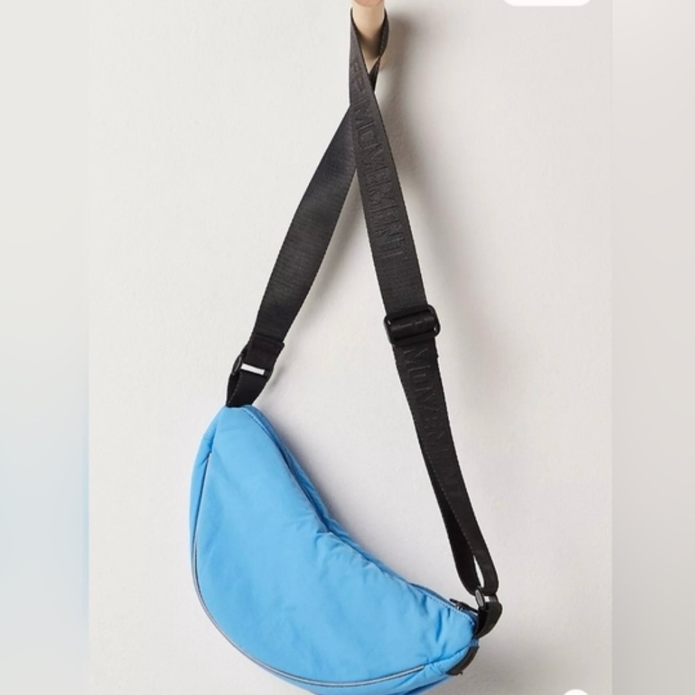 NWT FP Movement Bullseye
Sling Bag